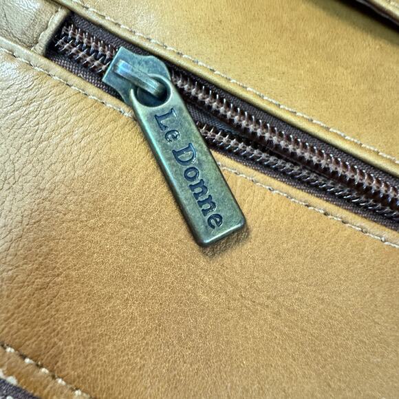 Le Donne Leather Collection Vintage Minimalist Crossbody Messenger Bag - Picture 15 of 15